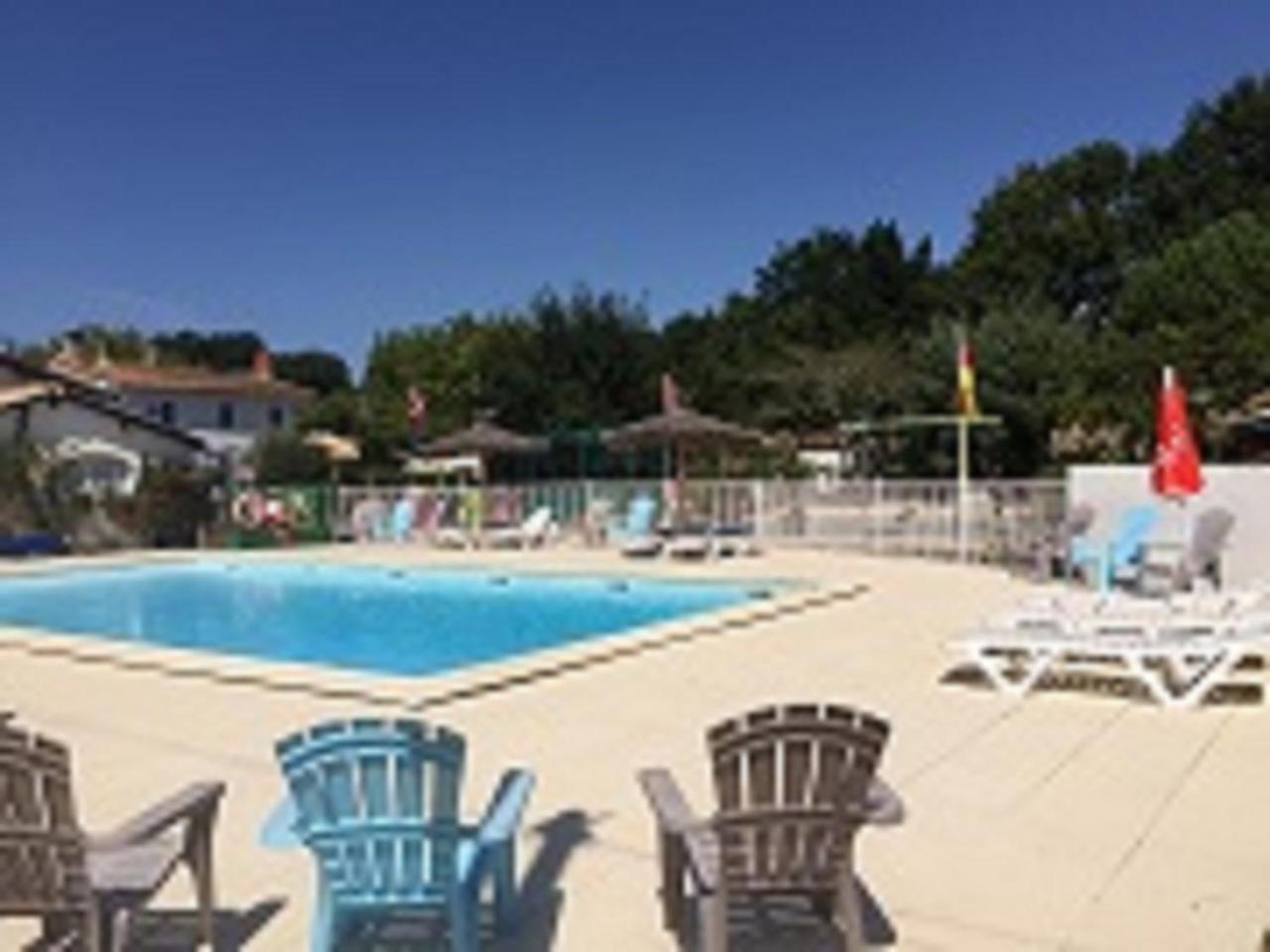 Camping La Chesnays Hotel Vendays-Montalivet Exterior foto